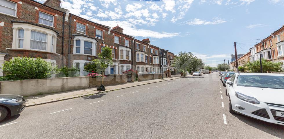 			CHEAP WESTMINSTER COUNCIL TAX!, 1 Bedroom, 1 bath, 1 reception Flat			 Portnall Road, MAIDA VALE 